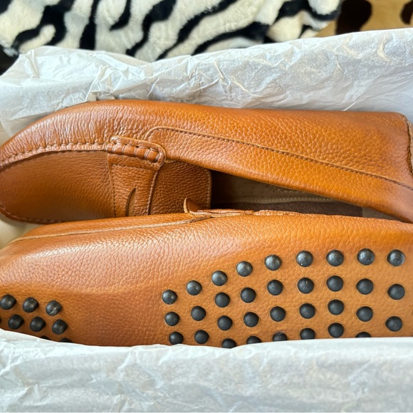 Size 12 cognac leather penny loafers - Picture 9 of 9